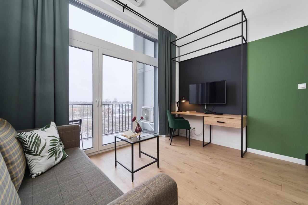 Mezzanine Studio Apartments Zarembowicza Wroclaw Airport By Renters Extérieur photo